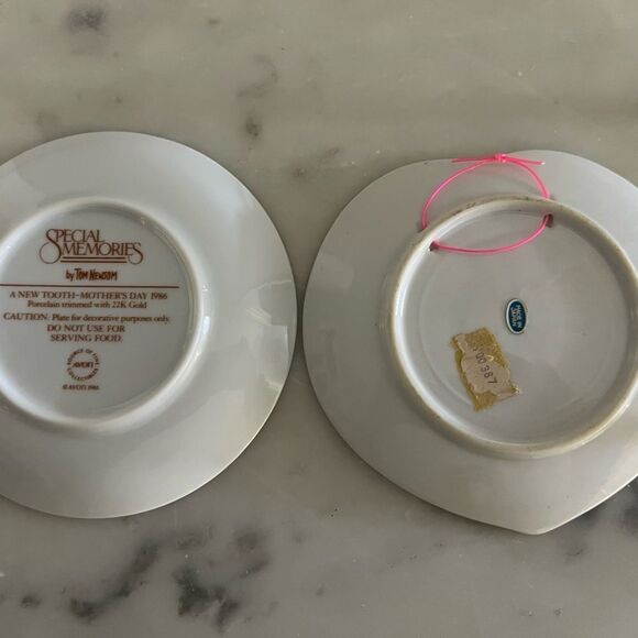 Vintage Plates Trinkets Honey Bunny Heart Dish 1981 Avon Trinket 1986 Set Of 2 - Picture 2 of 3